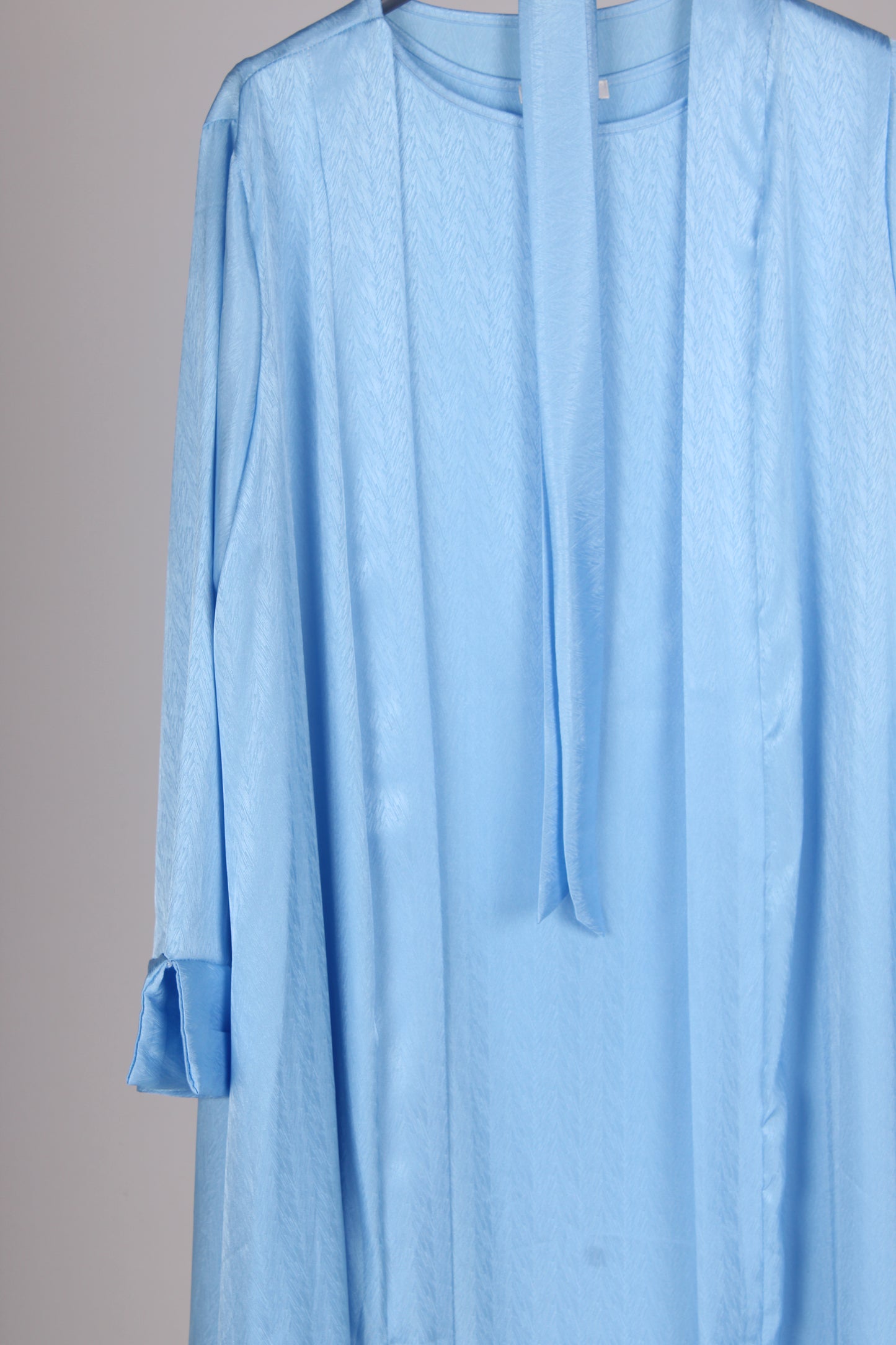 Abaya blue