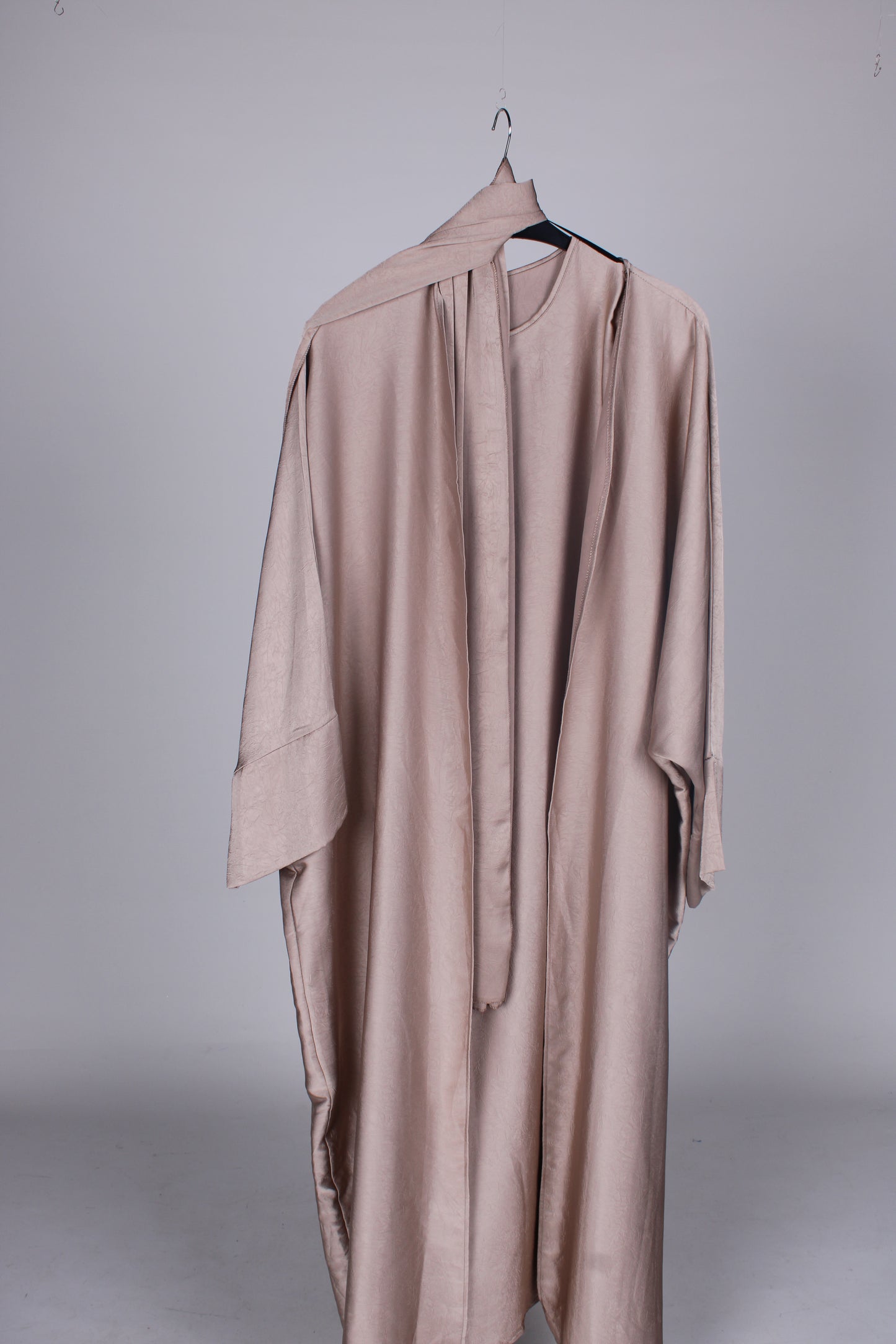 Abaya taupe