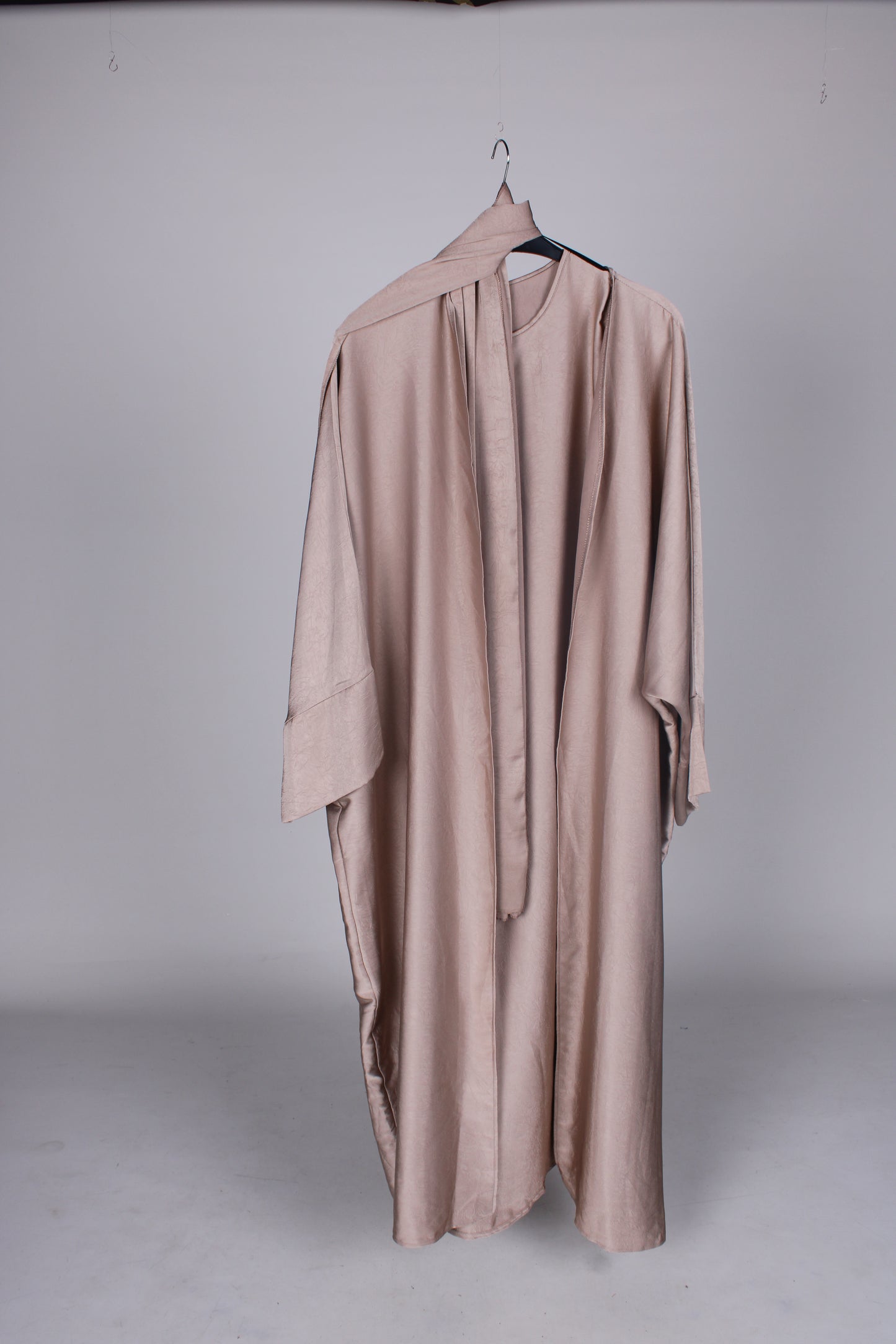 Abaya taupe